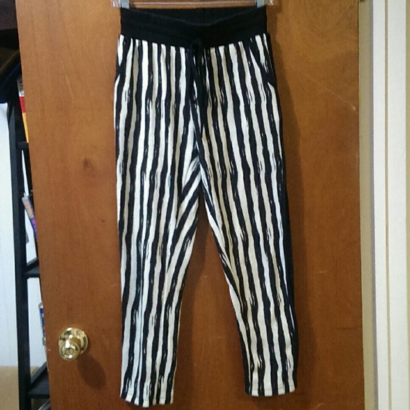 Pinstripe Knit Pants with Pockets