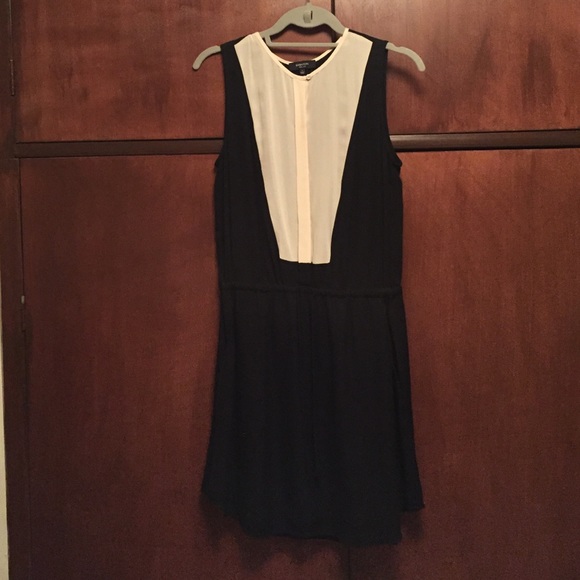 Aritzia babaton silk tuxedo tucker dress - Picture 3 of 3