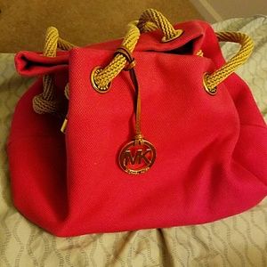 MICHAEL Michael Kors
Pink Large Marina Canvas Sh