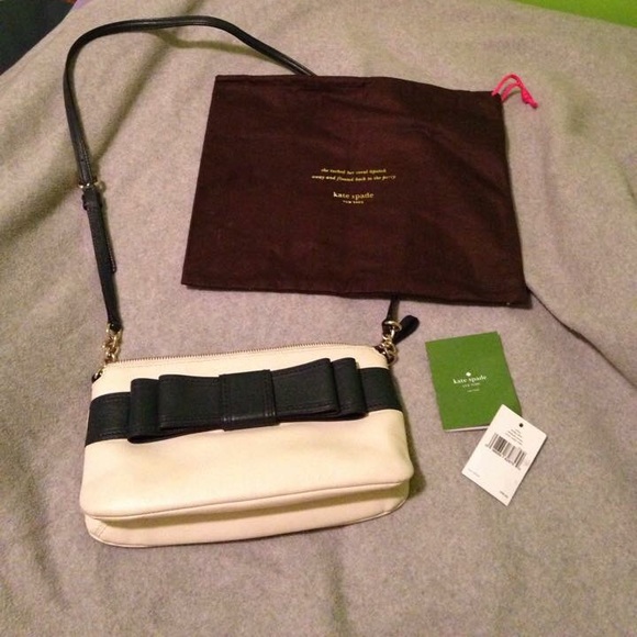 Kate Spade Crossbody - Picture 1 of 1