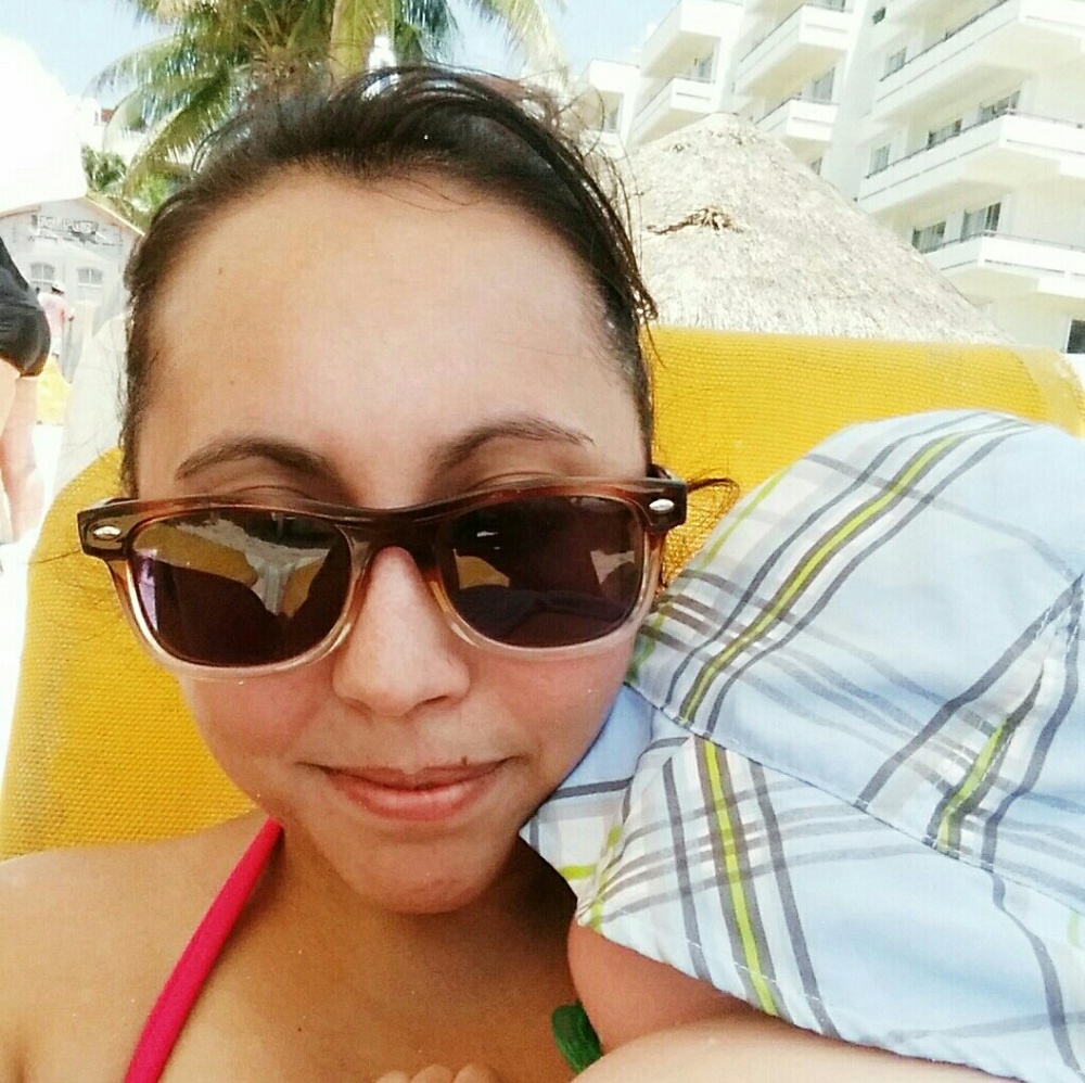 Meet your Posher, Sebrina