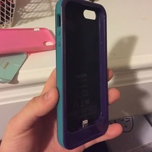 Belkin iphone 5/5s rechargeable case