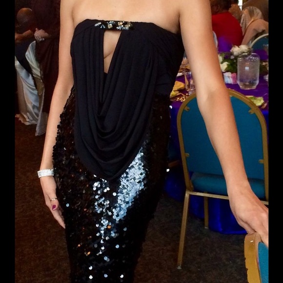 Black sequin long dress size 00! - Picture 3 of 3