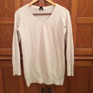 V-neck cotton beige sweater. Final price!