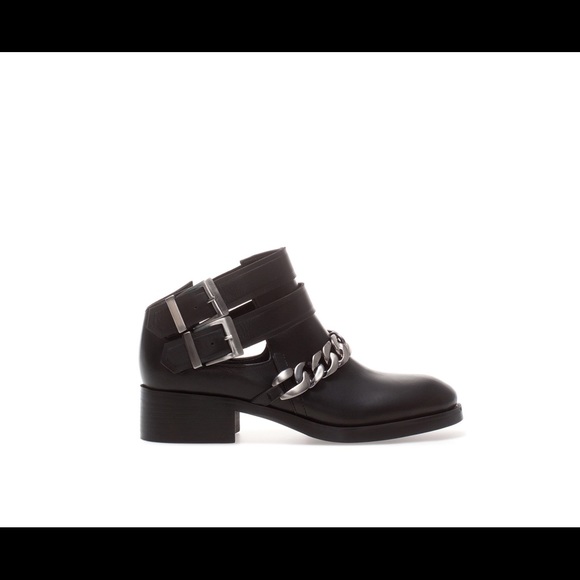Zara Chelsea Black Ankle Boot