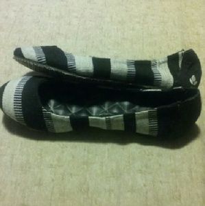 Black & White stripped flats
