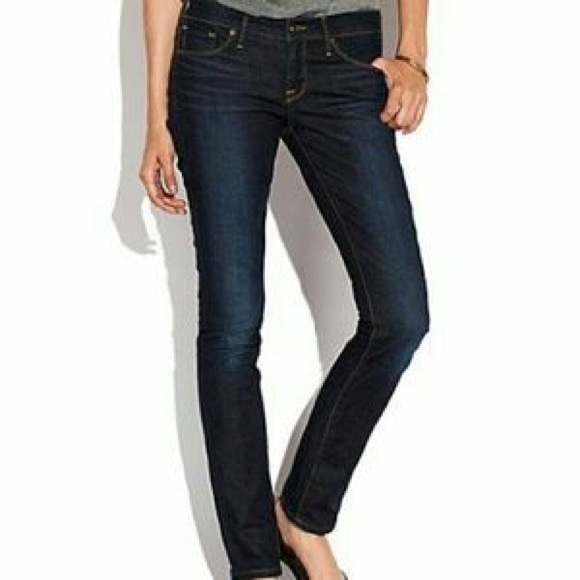 SALE!! Lucky Brand Dark Wash Lola Skinny Jean