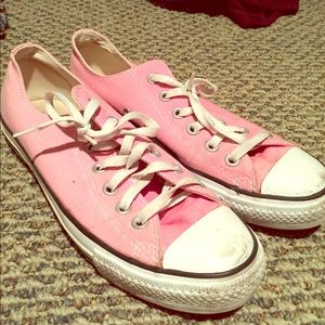 Pink converse