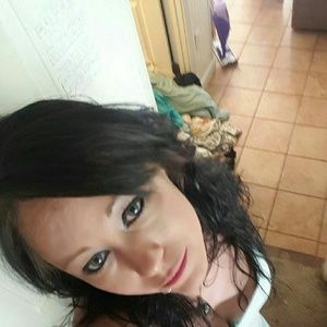 Meet your Posher, Jessica renee