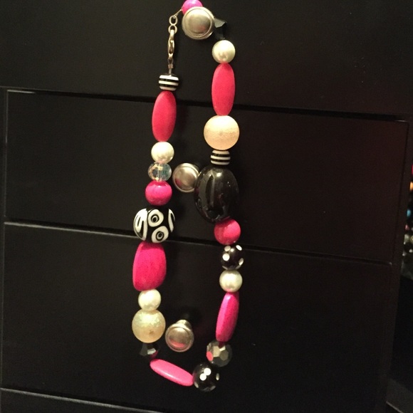 Jewelry - Necklace