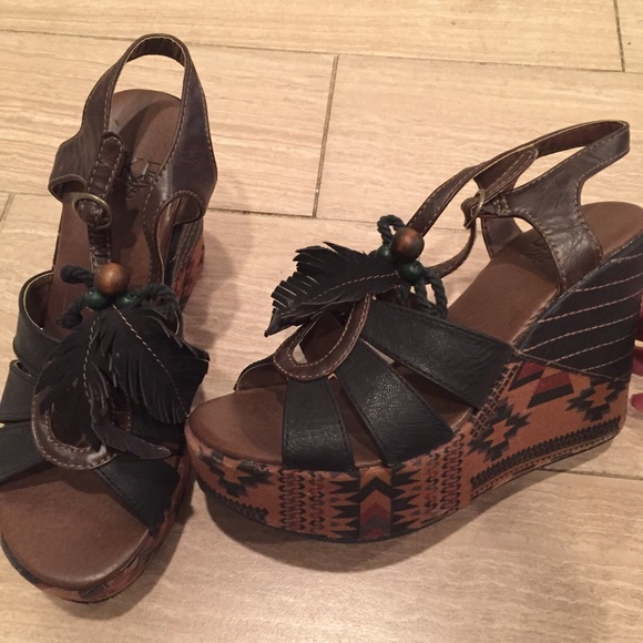 BKE wedges - Buckle shoes