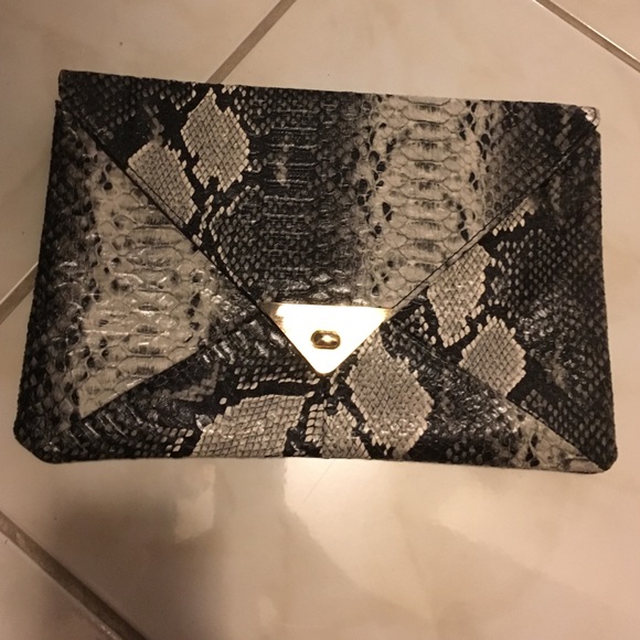 Hand envelope purse