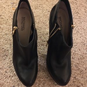 Michael Kors Bootie