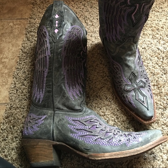 Corral boots - Picture 3 of 3
