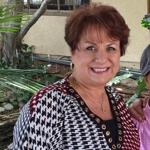 Meet your Posher, Christine