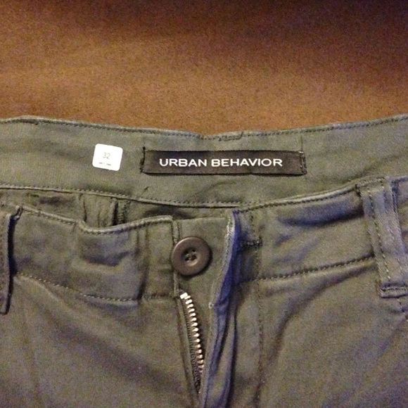 Army green cargo pants