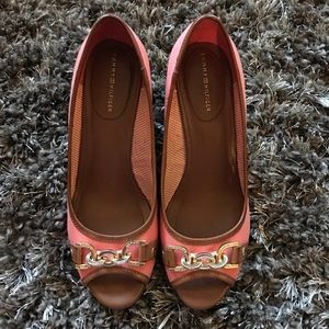 Adorable Tommy Hilfiger Wedges