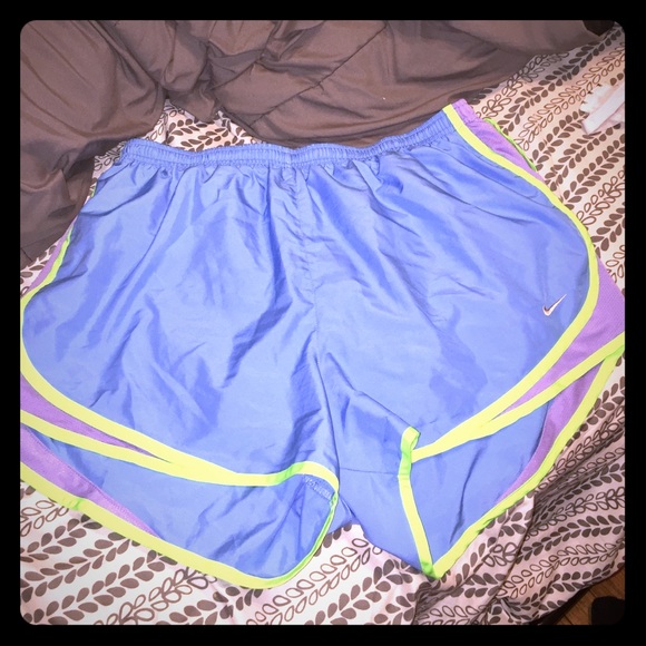Nike shorts (womens)