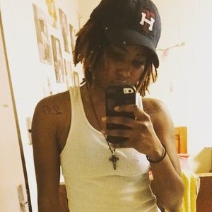 Meet your Posher, Lela