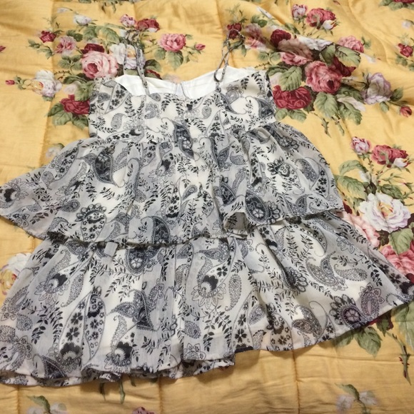 Dress - Picture 3 of 3