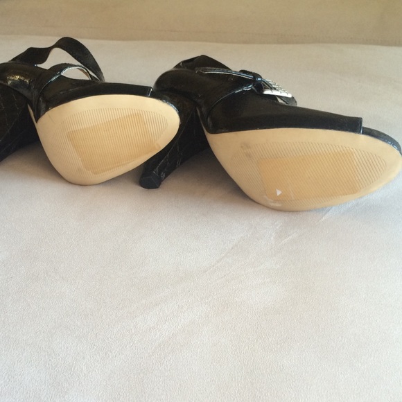 Michael Kors Mary Jane Pumps - Picture 3 of 4