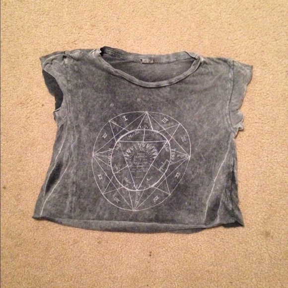 Graphic crop top