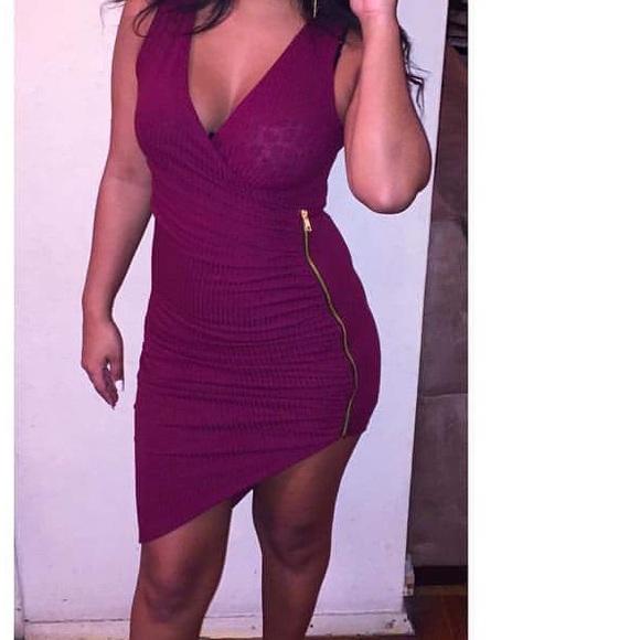 burgundy dress