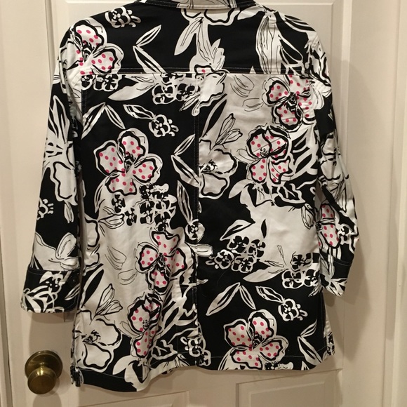 Beautiful spring jacket - Picture 2 of 3