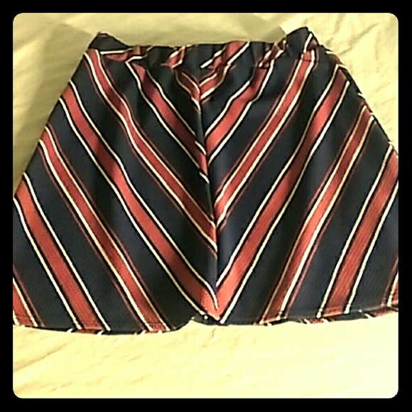 High waisted skirt