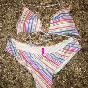 Swimsuit/ Bikini 🌞👙