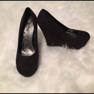 Black Suede Wedge
