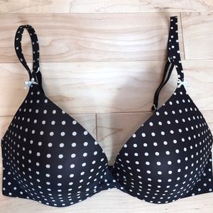 34C Victoria's Secret Push-Up Dotted Bra