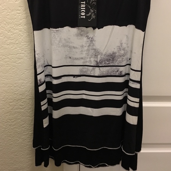 Black Stripe Layered Sleeveless Dress. - Picture 4 of 4