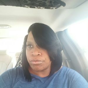 Meet your Posher, Linda