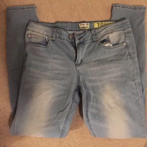 Indigo Rein light wash Skinnies sz 13jr