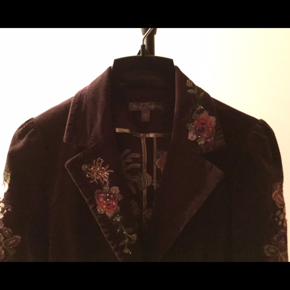Jacket - Picture 3 of 4