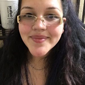 Meet your Posher, Ariana