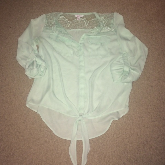 CUTE TOP!!