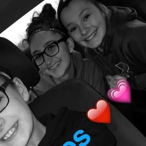 Meet your Posher, Lily