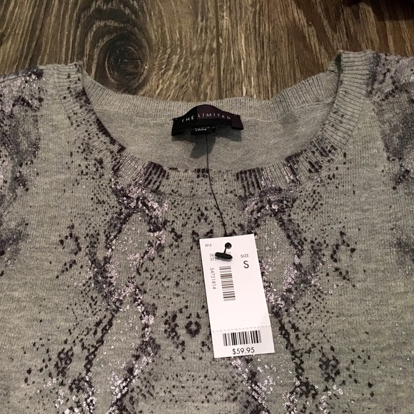 NWT The Limited | Short sleeved sweater - Picture 3 of 4
