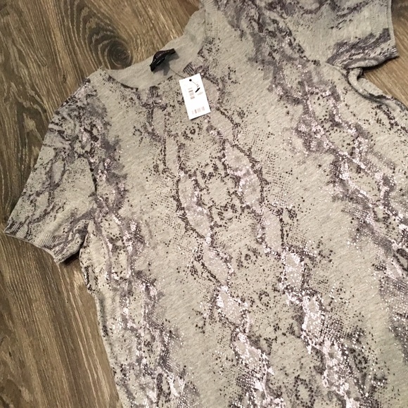 NWT The Limited | Short sleeved sweater - Picture 4 of 4