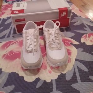 New balance classic sneakers