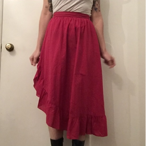 🚨MUST GO! ASYMMETRICAL RUFFLE SKIRT