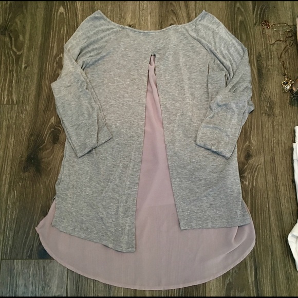 Very J | Grey long sleeve top w/ tulip back - Picture 4 of 4
