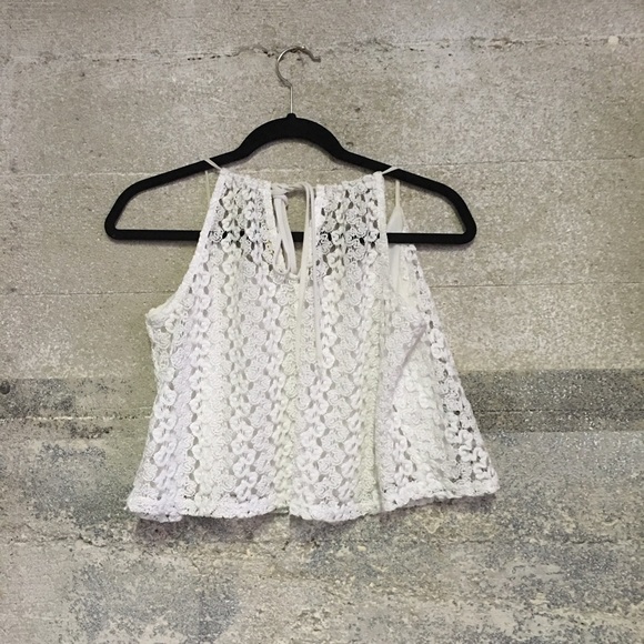 White eyelet crop top - Picture 3 of 4