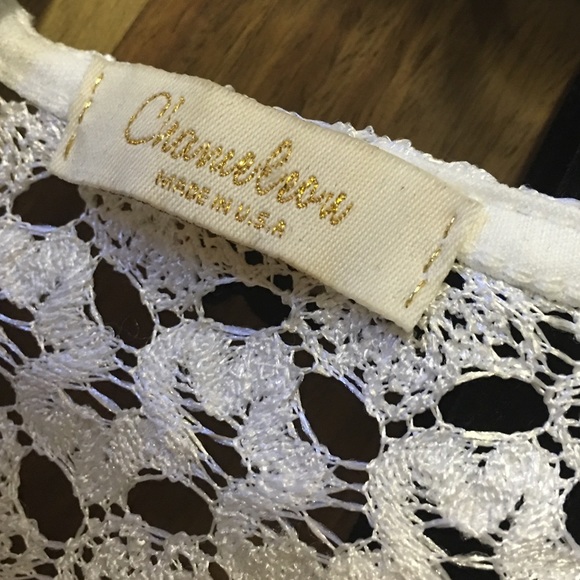 White eyelet crop top - Picture 4 of 4