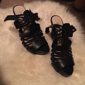 Guess heels