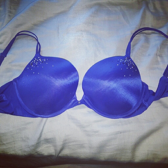 Victoria Secret Very Sexy pushup 32DD