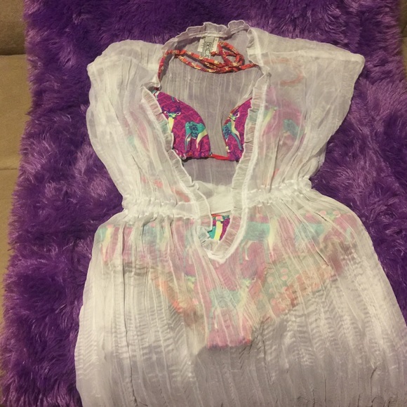 Swim suit coverup - Picture 3 of 4