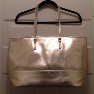 The Carlen Bag Collection - Gold Handbag